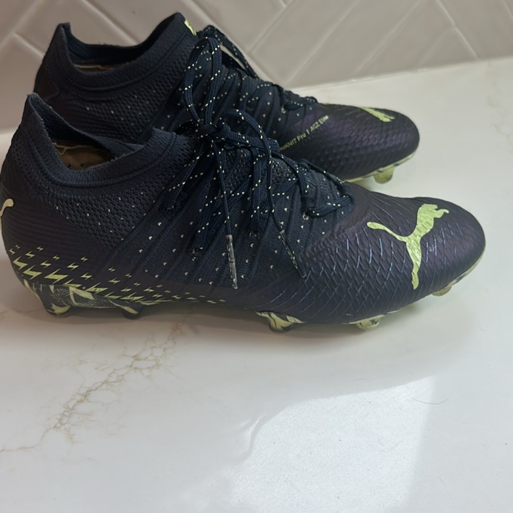 Puma Future Z 1.4 FG  soccer cleat size 5.5 Mens